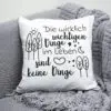 Camping Kissen "Die wirklich wichtigen Dinge im Leben" – Bild 2