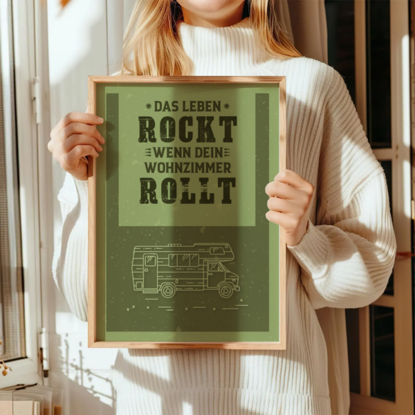 Camping Poster | Wandbild  "Rolling Home" mit Spruch| Artwork für Camping Fans – Bild 10