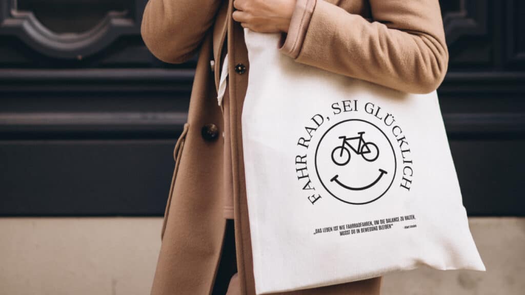 Die-besten-Weihnachtsgeschenke-für-Fahrrad--Liebhaber-tasche